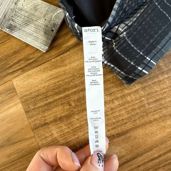 Stori Endurance Bra Plaid Size 4 NWT - Picture 4 of 4